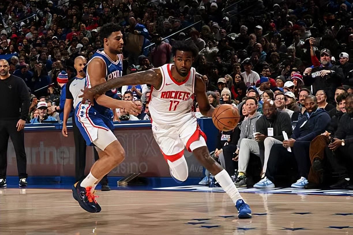 棋牌平台-攻防两端都尽力了，可惜火箭锋线新星也救不了两大先发的灾难表现