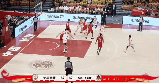 手机棋牌游戏-廖三宁三分投进得到13分，王俊杰三分再中砍下17分领先4分